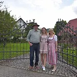 Zur Pferdetraenke * Schleid