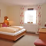 Zur Pferdetraenke Schleid