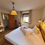 Hotel Zur Pferdetraenke *