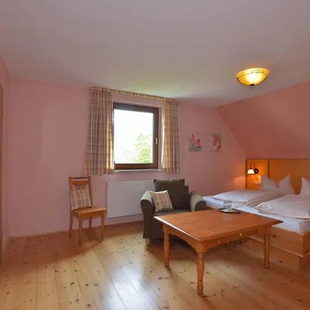 Zur Pferdetraenke * Schleid