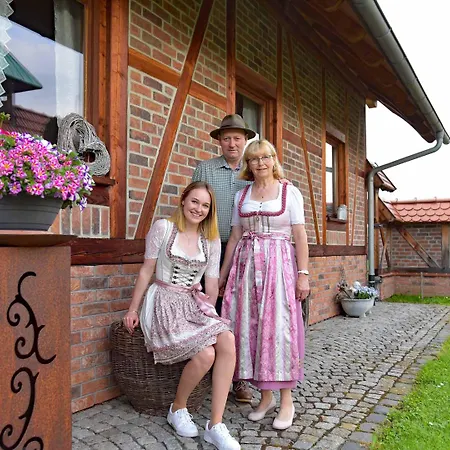 Zur Pferdetraenke * Schleid