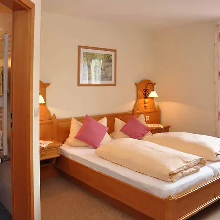 Zur Pferdetraenke Ξενοδοχείο *