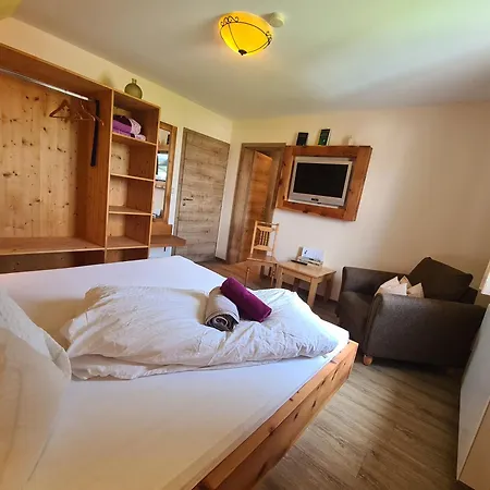 Zur Pferdetraenke Hotel *