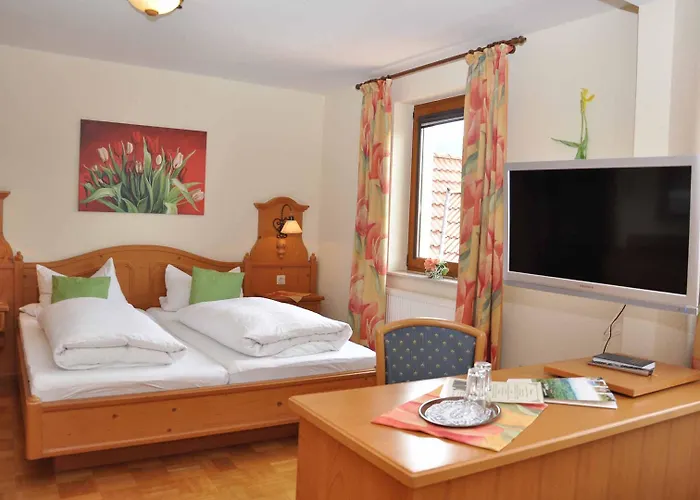 Zur Pferdetraenke Otel